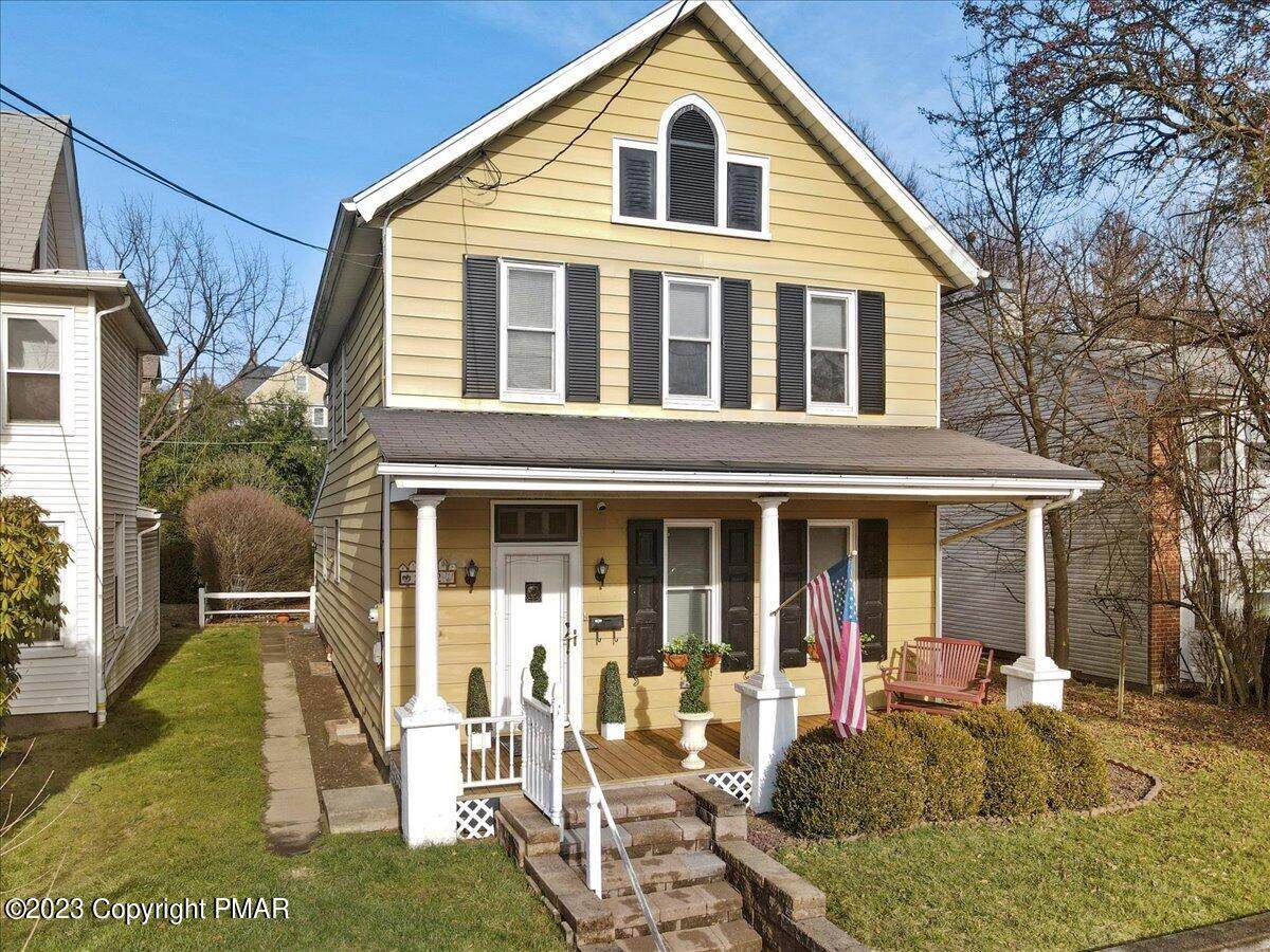 512 Sarah St - Photo 1