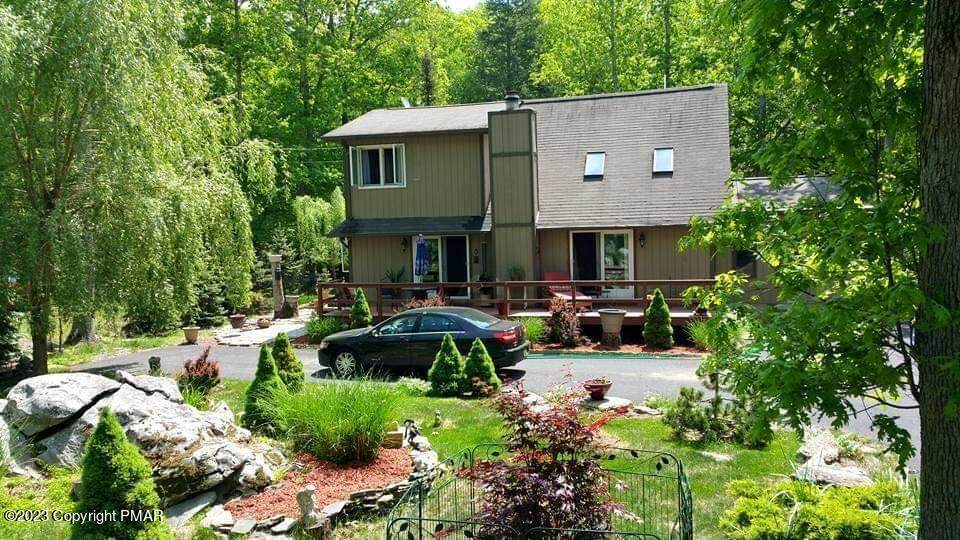 403 Saunders Dr - Photo 1