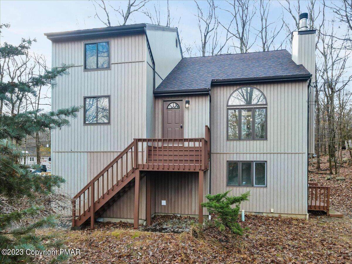 141 Clover Ln - Photo 1