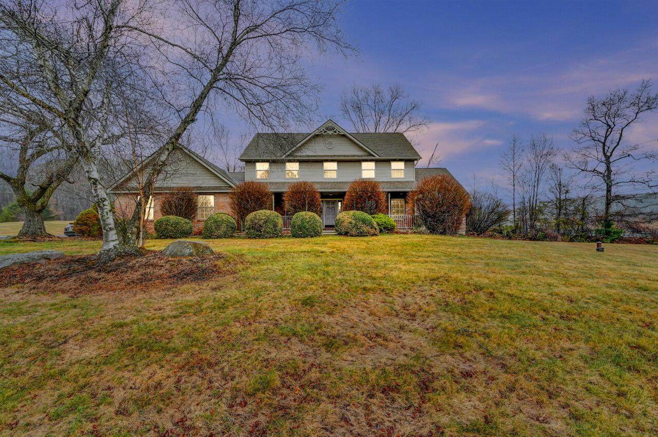 2227 Barney Lane - Photo 1