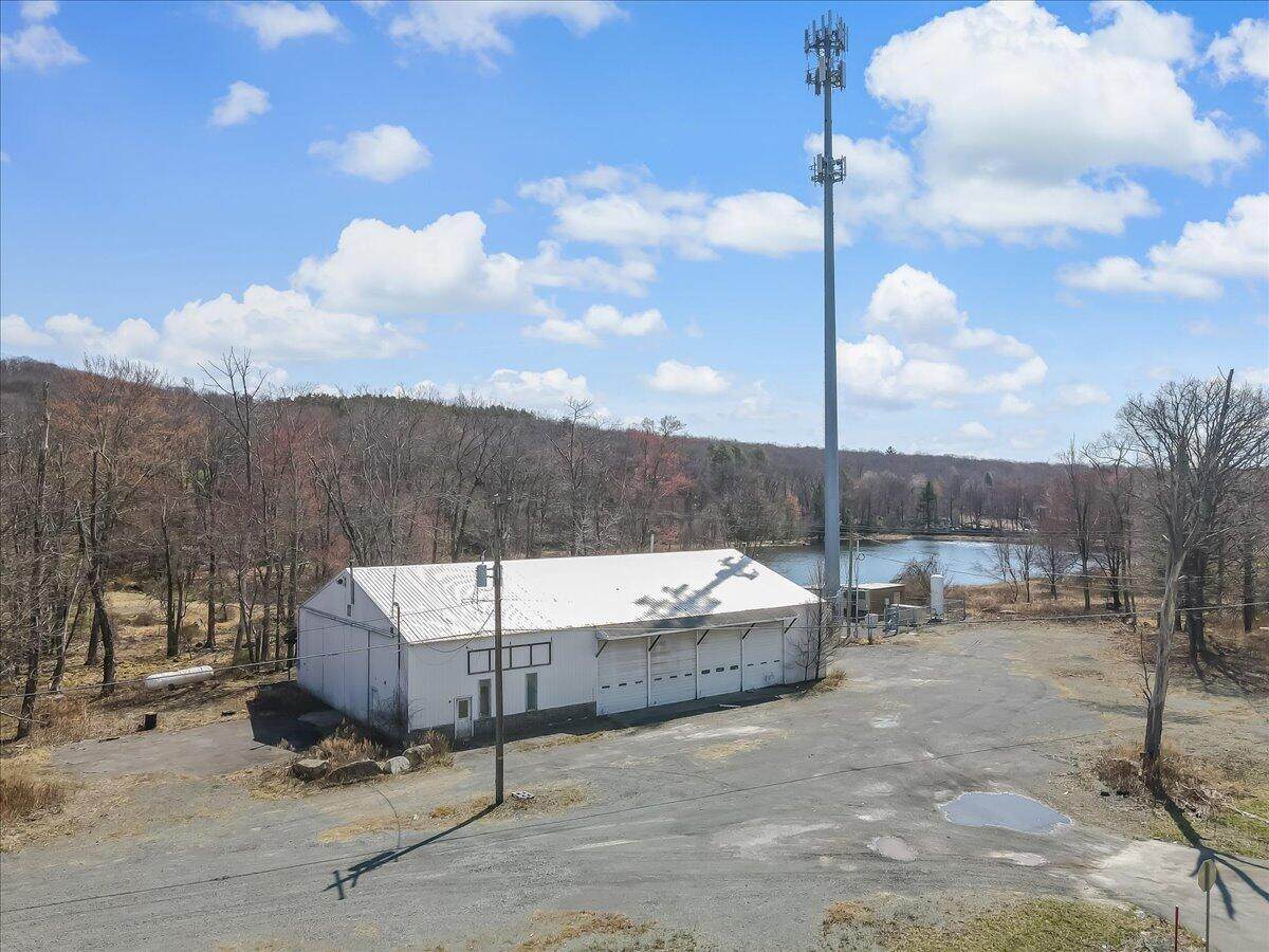2113 Route 611 - Photo 1