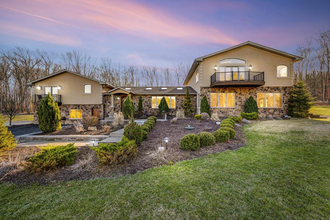 374 Packer Drive - Photo 1