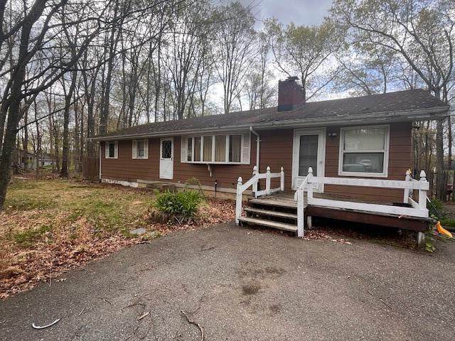 2121 Sassafras Lane - Photo 1