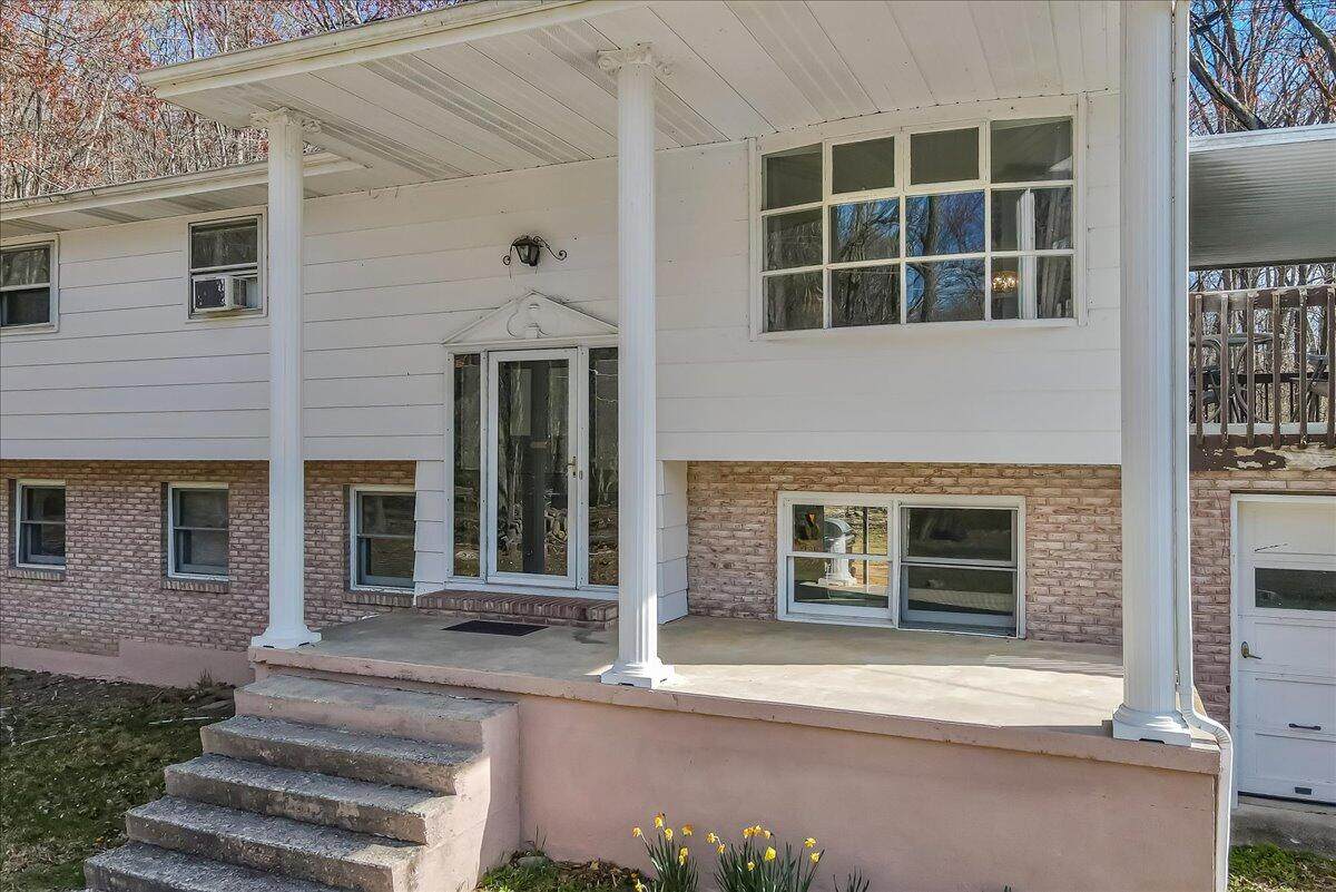 253 Beaver Drive - Photo 1