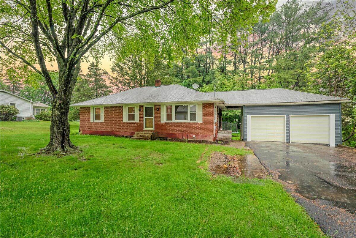 7136 Howel Terrace - Photo 1