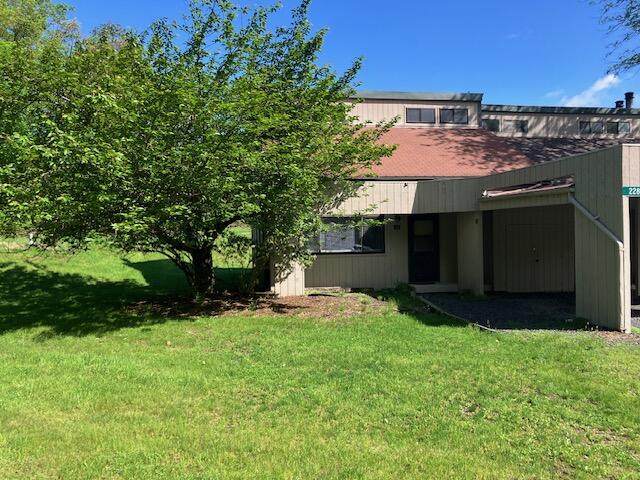 228 Evergreen Court - Photo 1