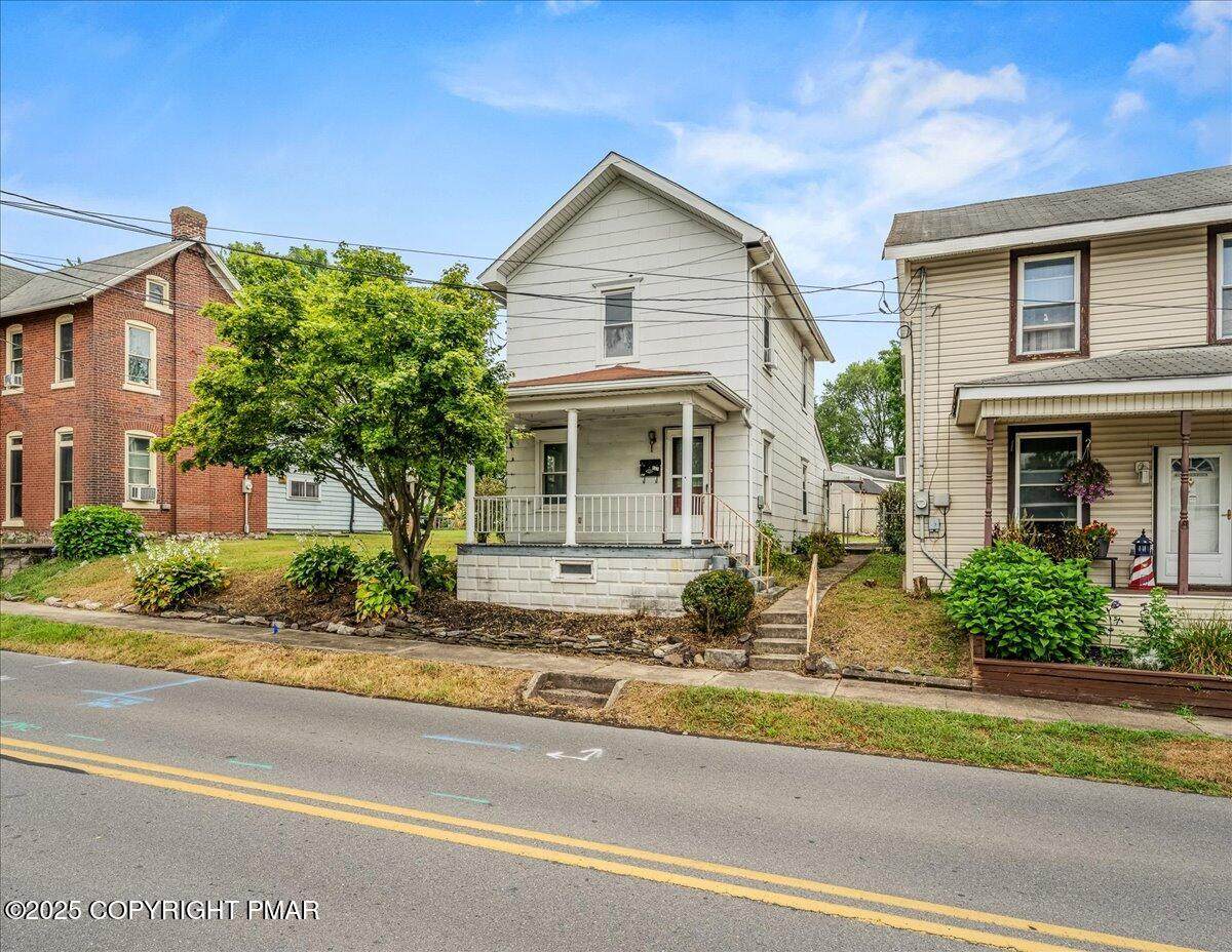 521 Shakespeare Avenue - Photo 1