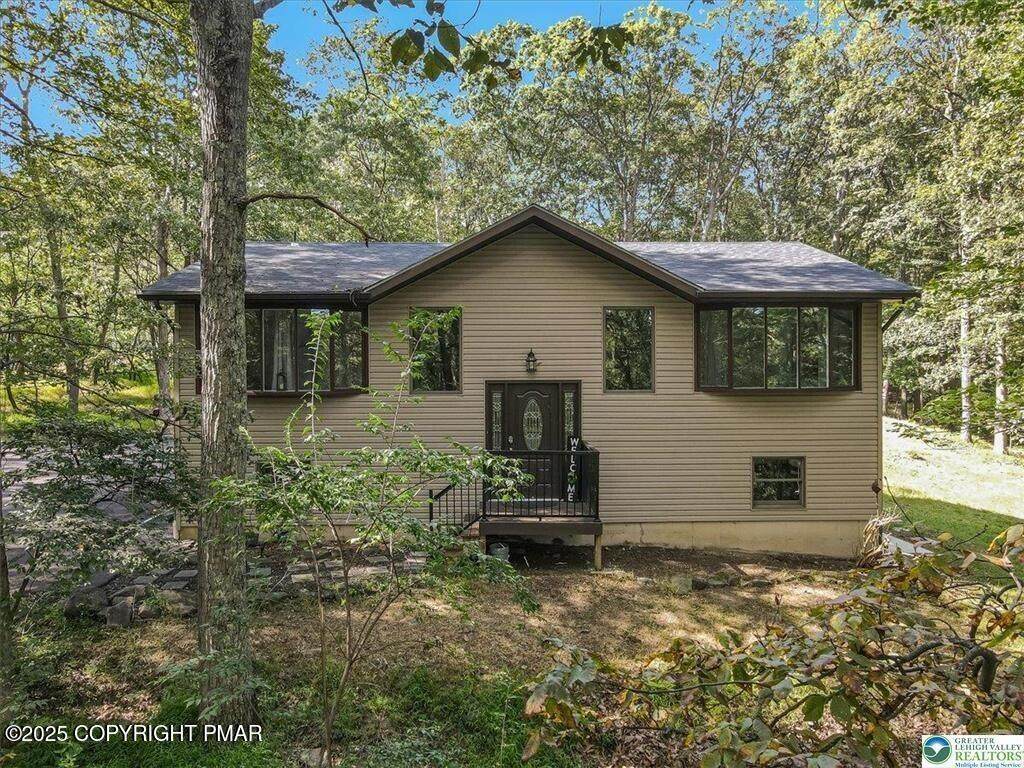 115 White Oak Court - Photo 1