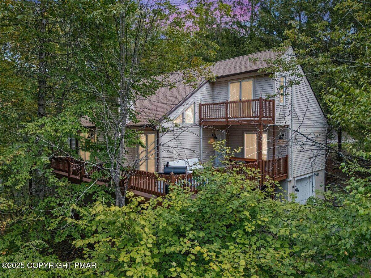 415 Canterbury Road - Photo 1