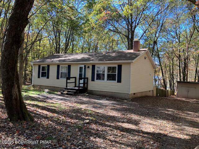 101 Mohawk Trail - Photo 1