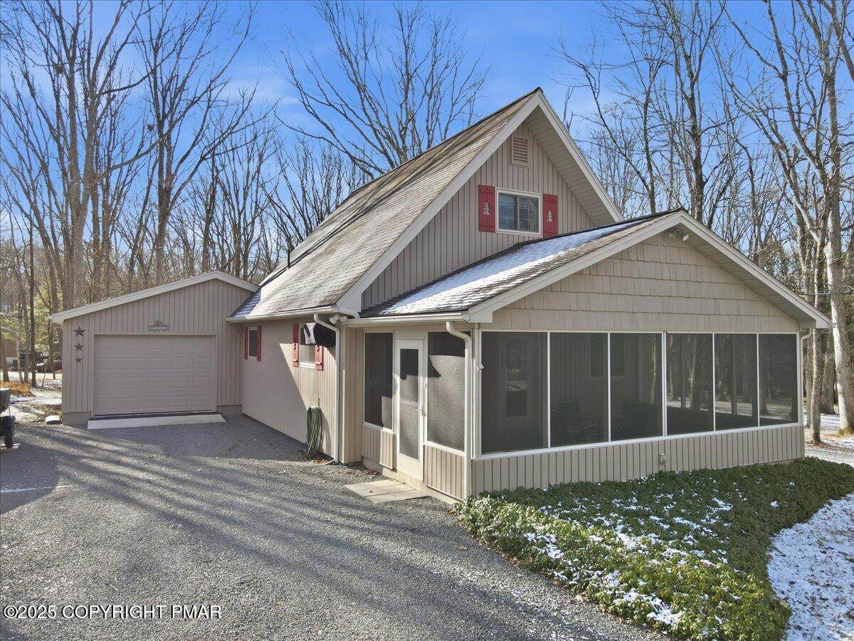 20 Pool Drive - Photo 1