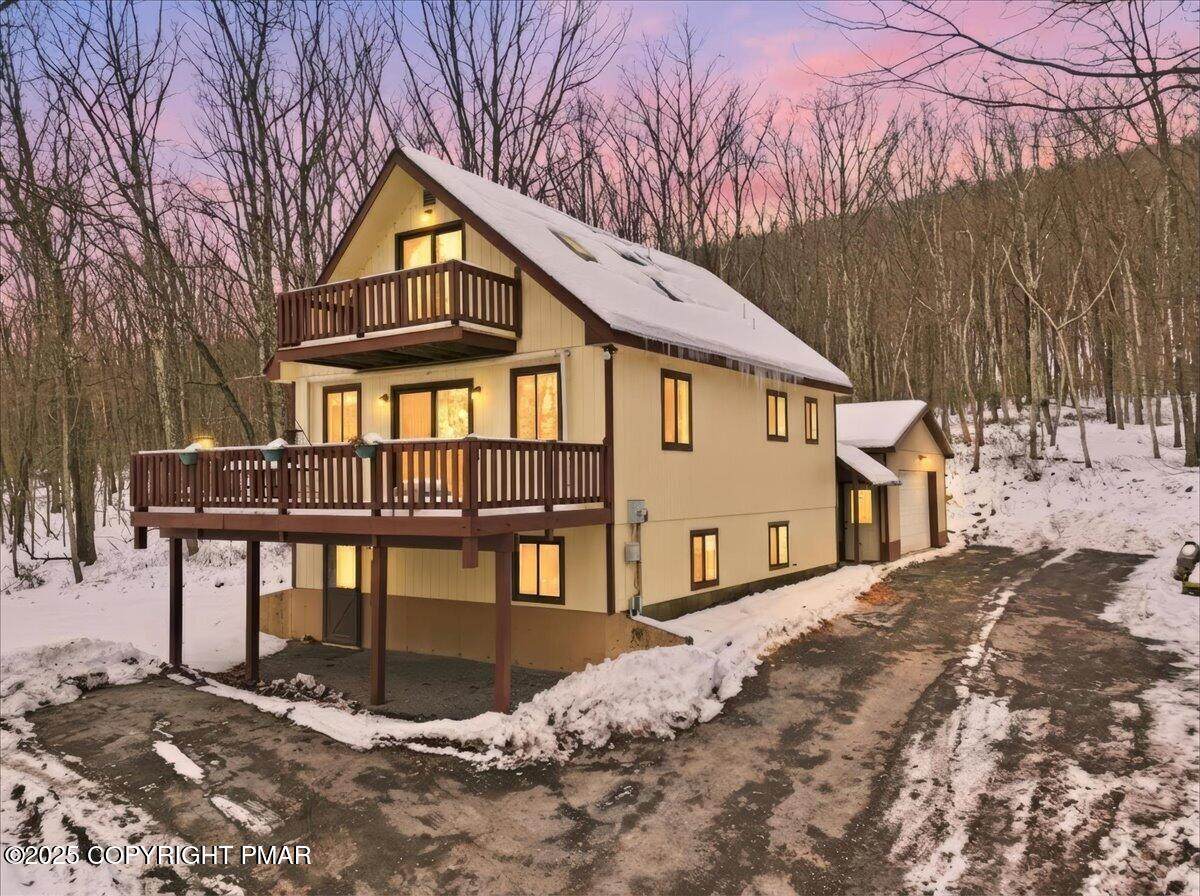 704 Rainbow Terrace - Photo 1