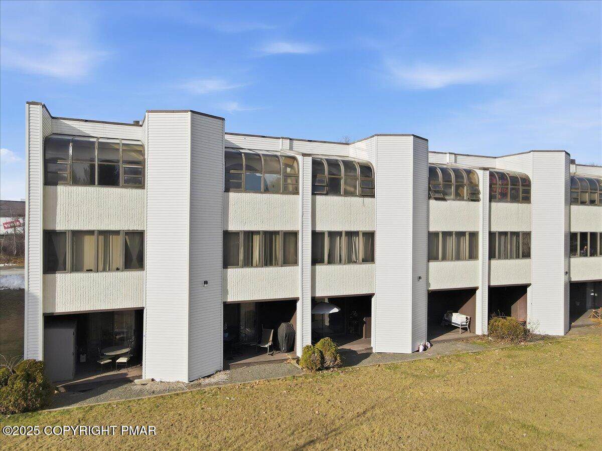 130 Foxfire Drive - Photo 1