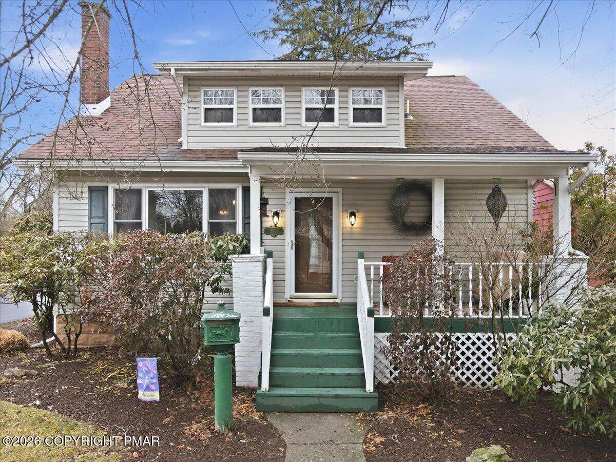 529 Lindbergh Avenue - Photo 1