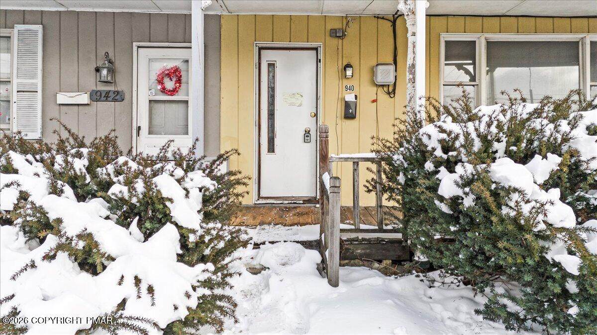 940 Providence Road - Photo 1