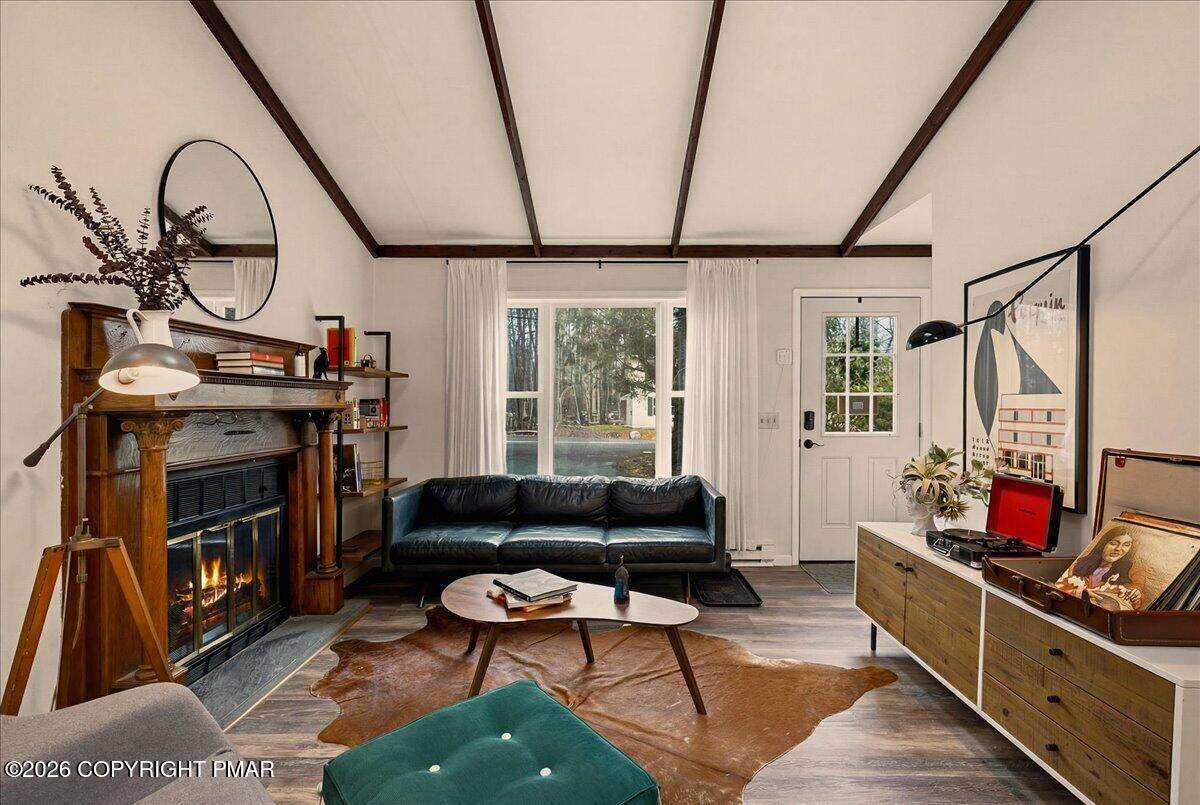 https://bt-photos.global.ssl.fastly.net/pocono/orig_boomver_1_PM-139803-2.jpg