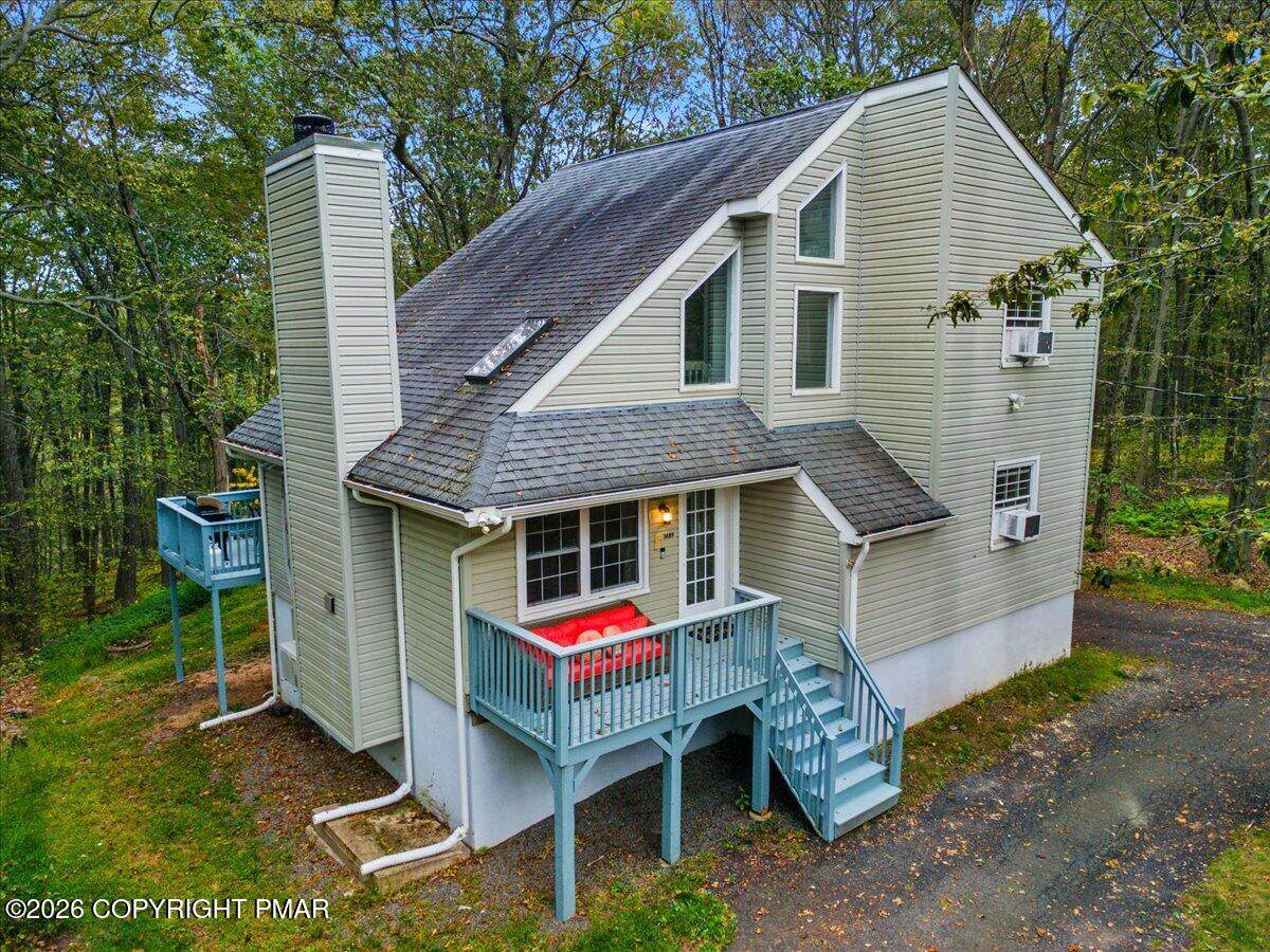 1489 Belgravia Drive - Photo 1