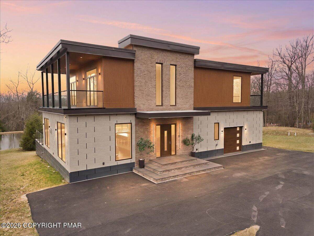 130 Laurelbrook Drive - Photo 1
