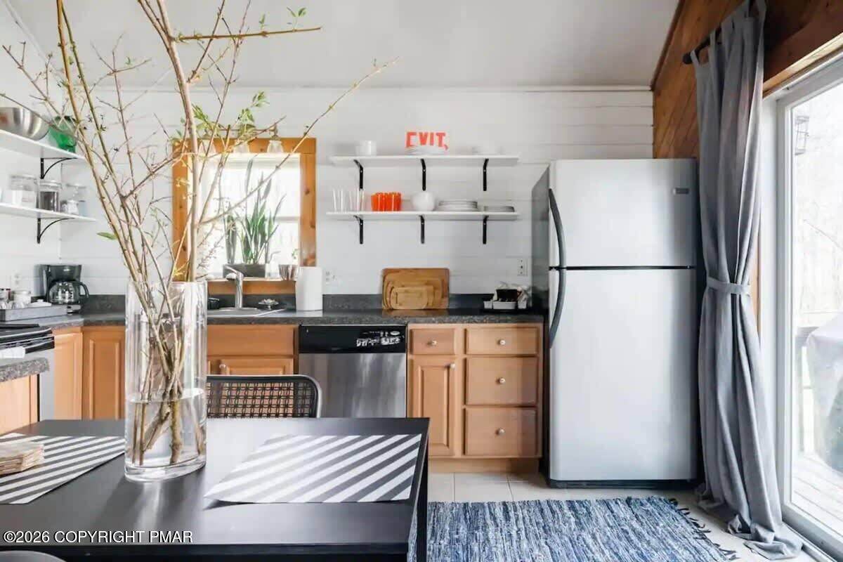 https://bt-photos.global.ssl.fastly.net/pocono/orig_boomver_1_PM-140436-2.jpg