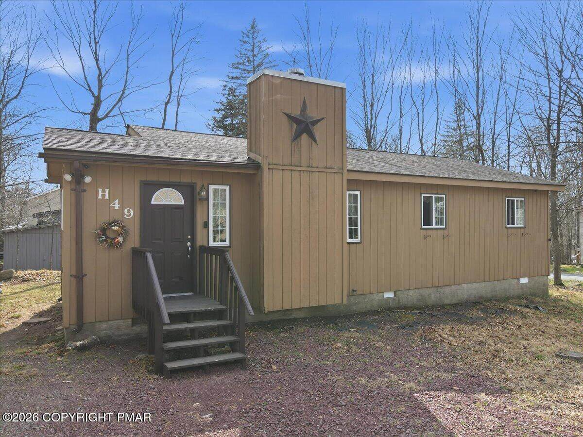 8531 Hillcrest Drive - Photo 1