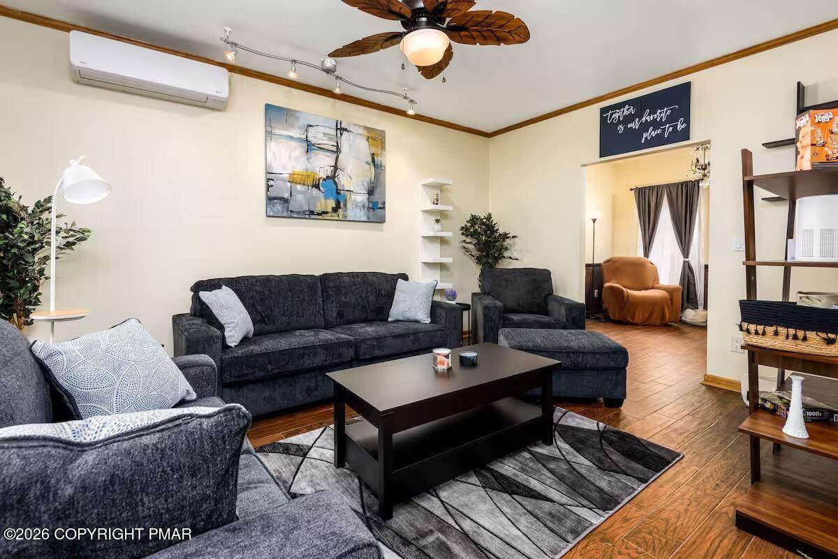 https://bt-photos.global.ssl.fastly.net/pocono/1280_boomver_1_PM-140616-2.jpg
