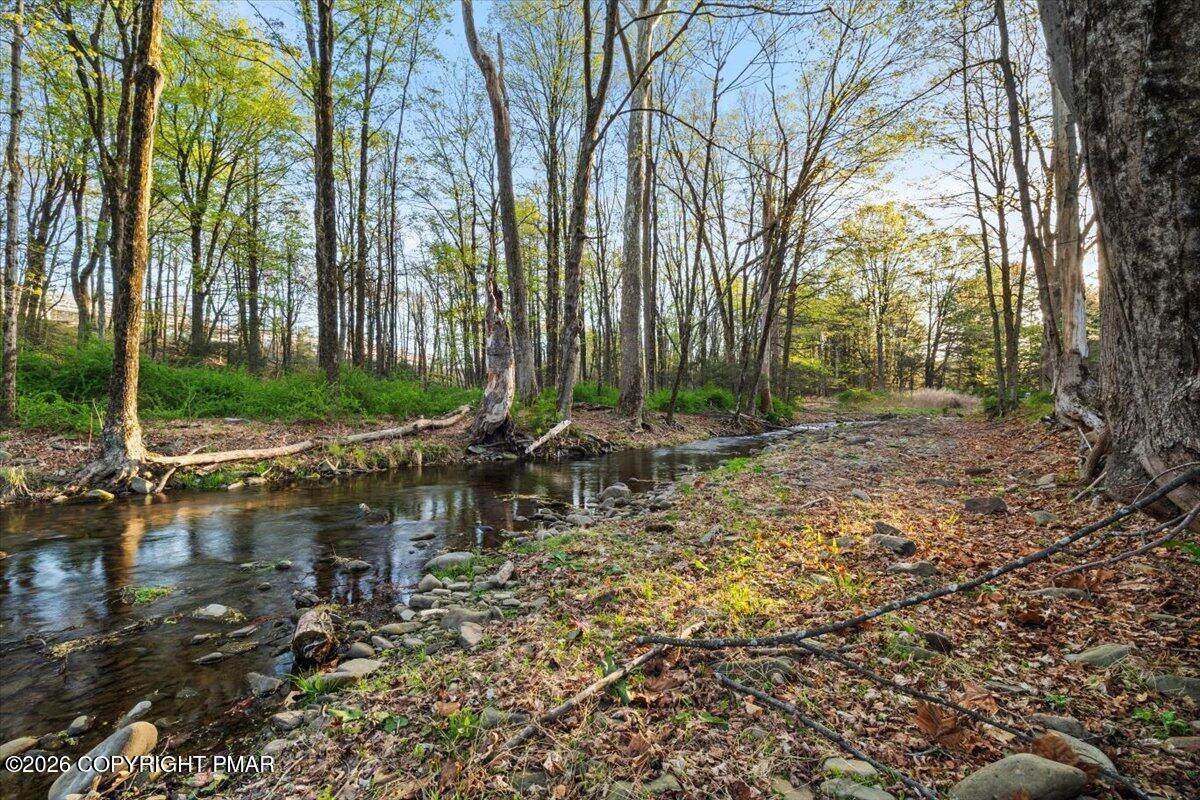 https://bt-photos.global.ssl.fastly.net/pocono/orig_boomver_1_PM-140649-2.jpg