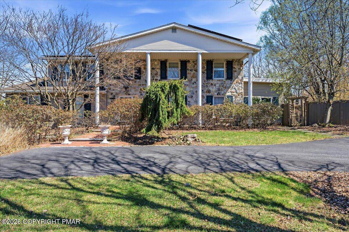 164 Chestnut Oak Drive - Photo 1