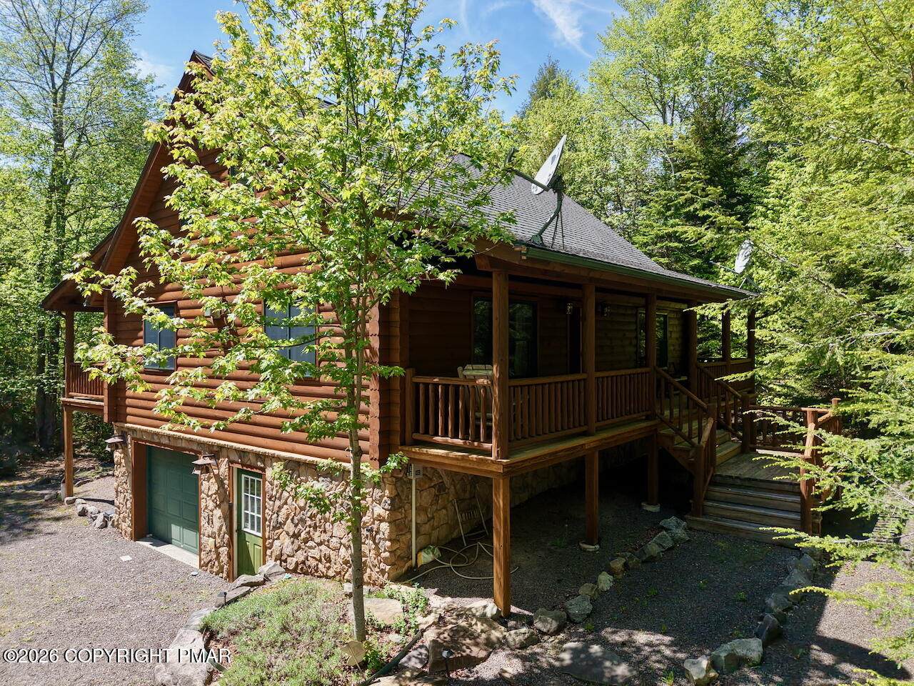 53 Hemlock Court - Photo 1
