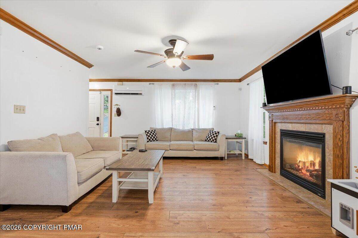 https://bt-photos.global.ssl.fastly.net/pocono/1280_boomver_2_PM-142584-2.jpg