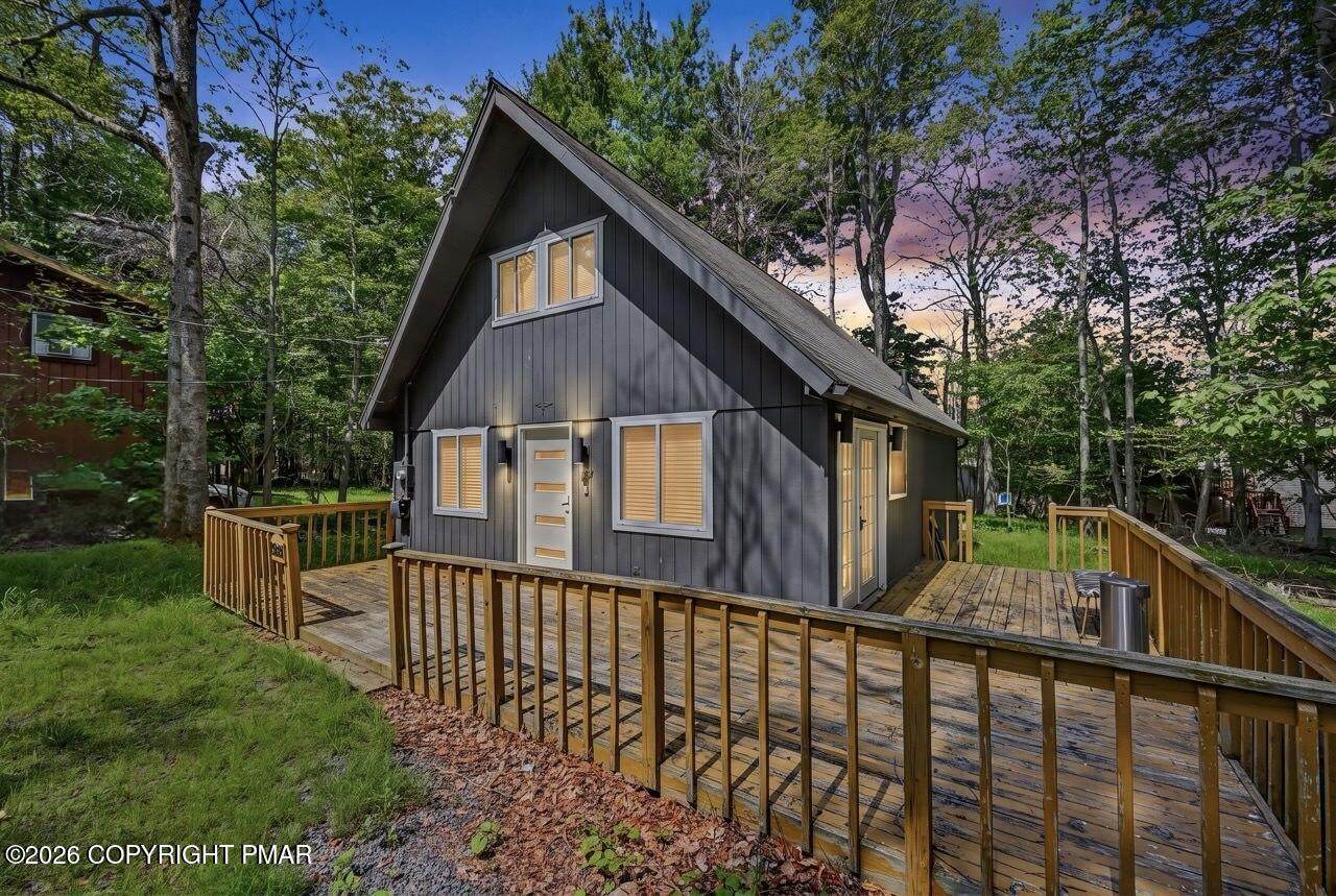 1717 Rolling Hills Drive - Photo 1
