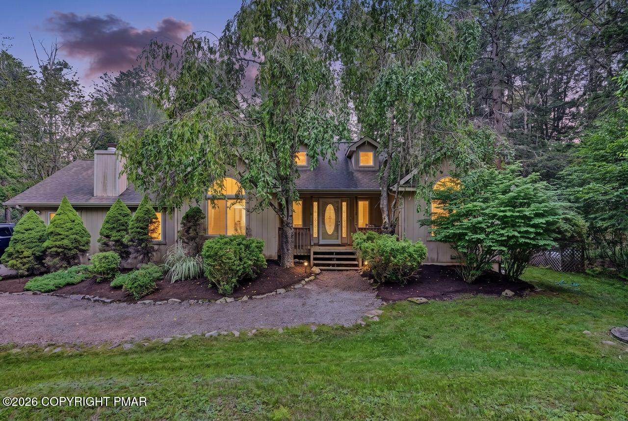305 Meadowbrook Court - Photo 1