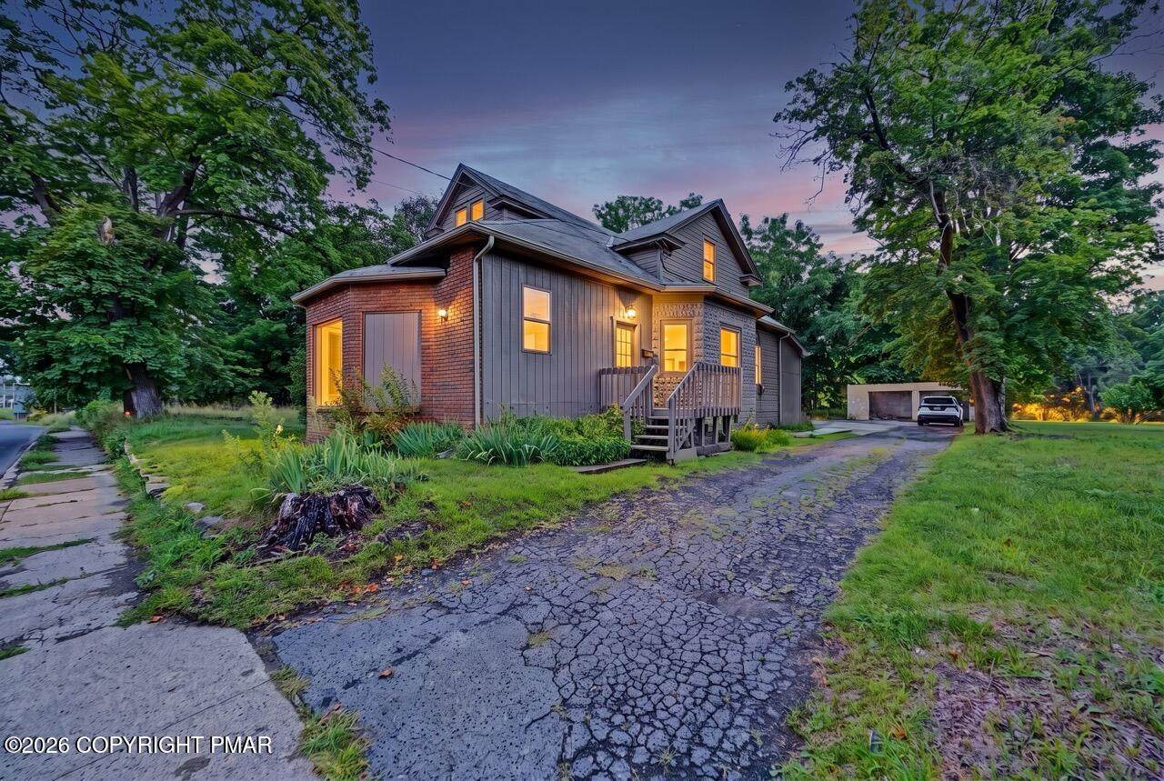 https://bt-photos.global.ssl.fastly.net/pocono/orig_boomver_1_PM-143252-2.jpg