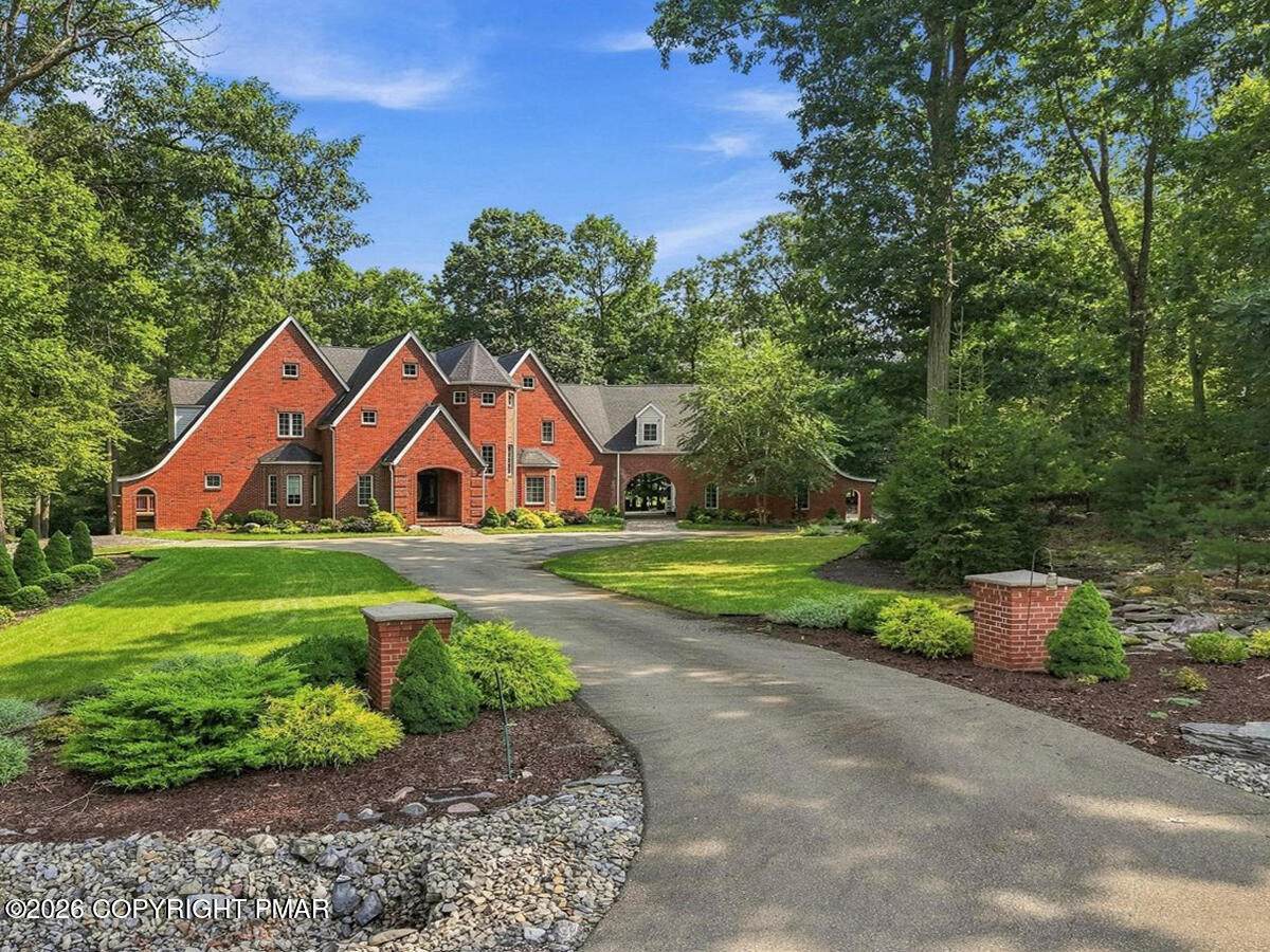 213 Escoll Drive - Photo 1