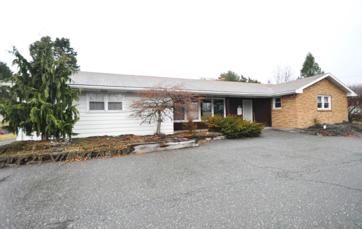 38 Mahoning Dr - Photo 1