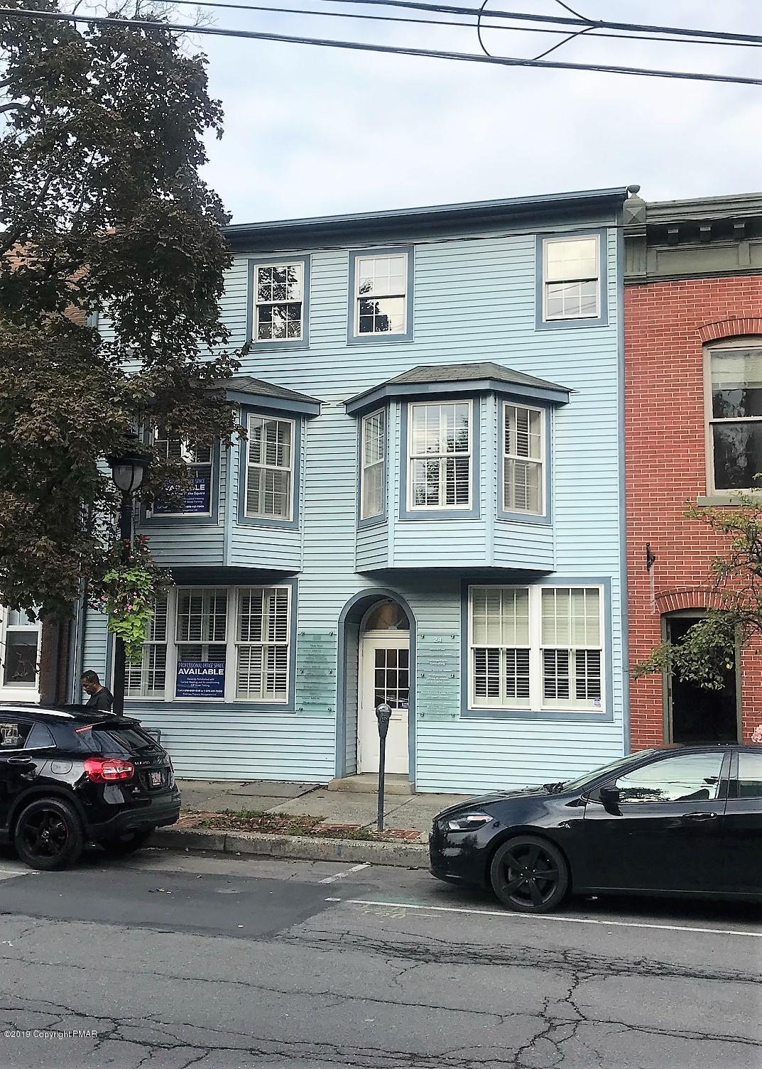 24 7Th St - Photo 1