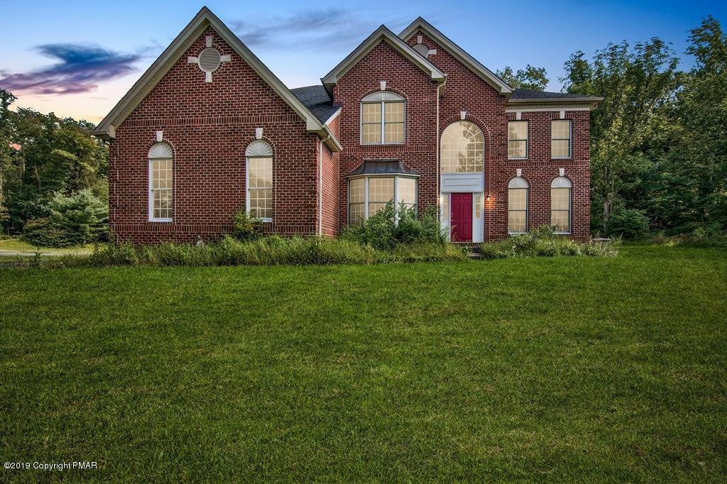 544 Fairway Ln - Photo 1