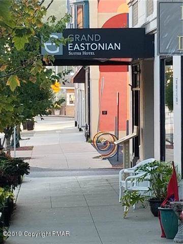 140 Northampton St - Photo 1