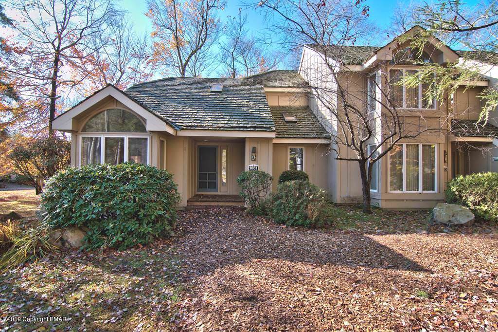 1061 Crestwoods Dr - Photo 1