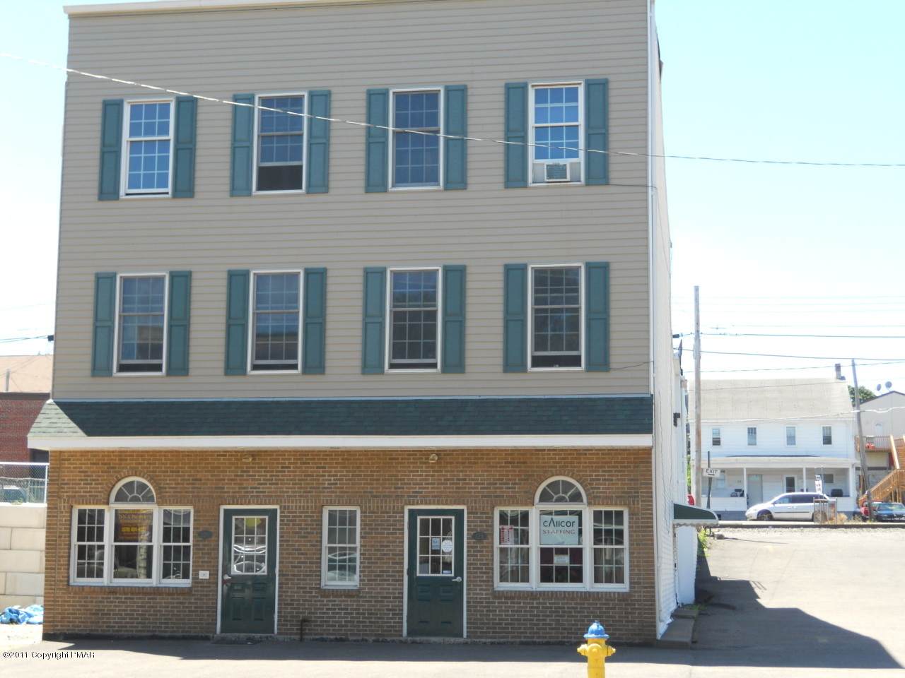 126 Broad St - Photo 1