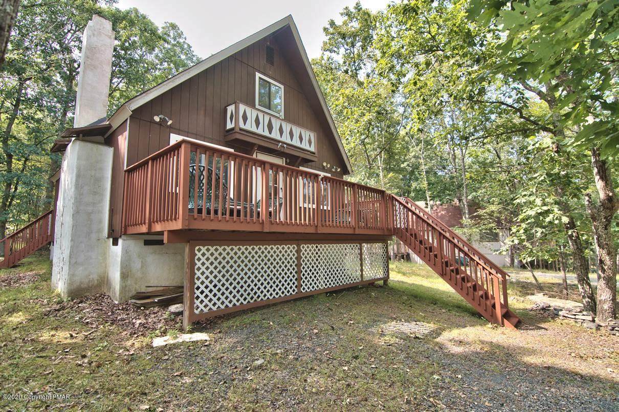 3176 Cherry Ridge Road - Photo 1