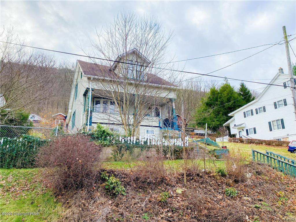 401 Railroad St - Photo 1