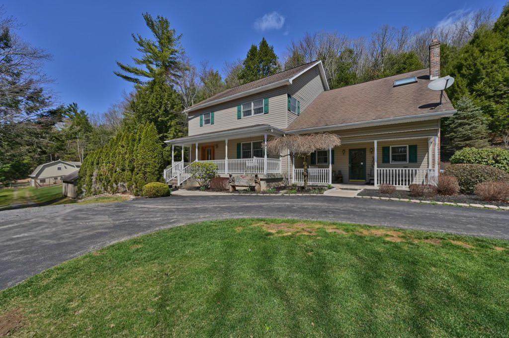 446 Scenic Dr - Photo 1