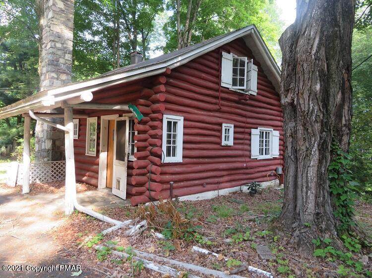 537 Resica Falls Rd - Photo 1