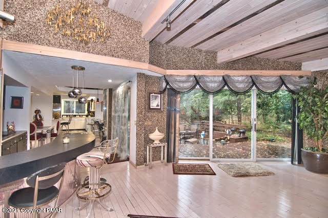 432 Upper Swiftwater Rd - Photo 1