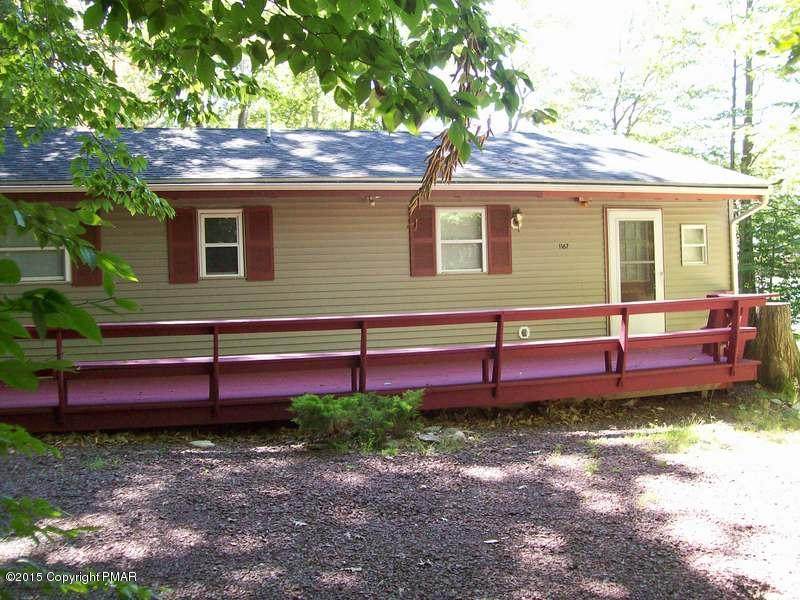 1167 Hunter Drive - Photo 1