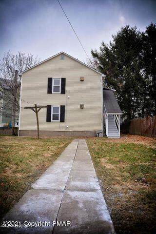 219 Main St - Photo 1