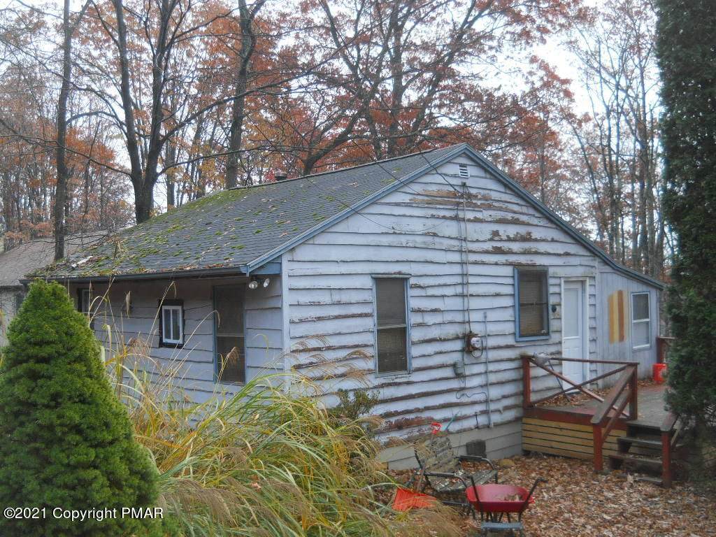 9346 Sherwood Dr - Photo 1