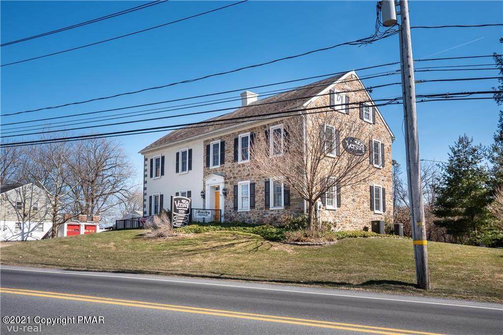 3452 Easton Ave - Photo 1
