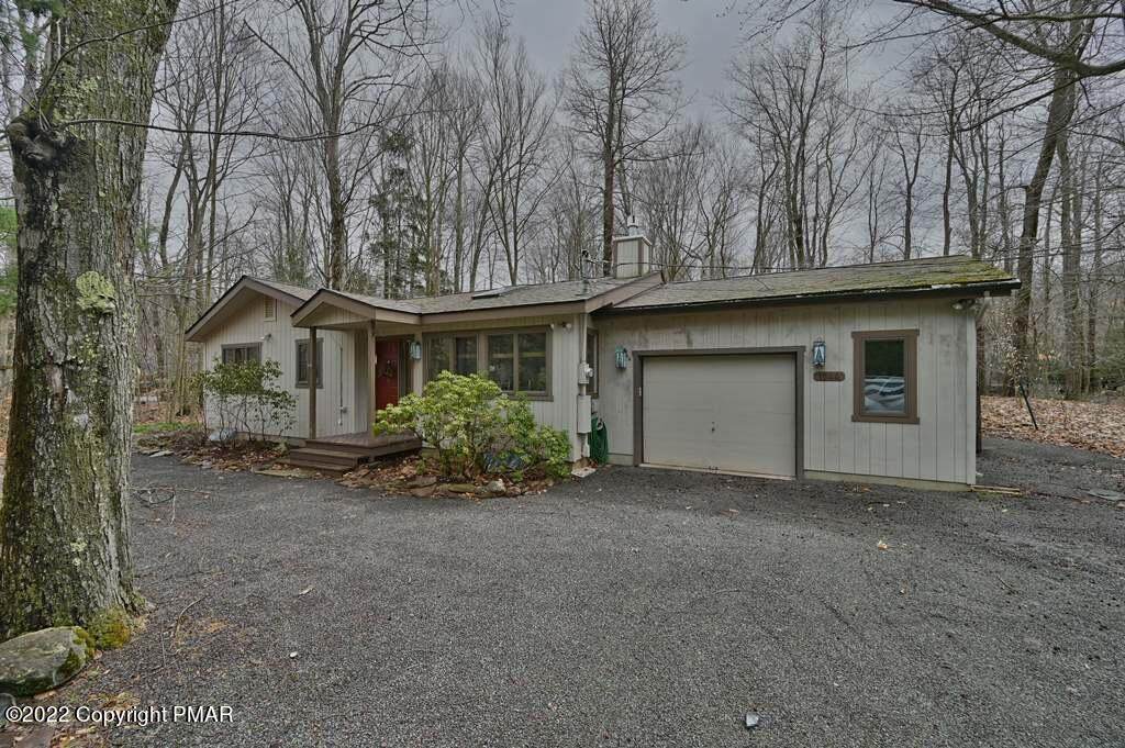 1544 Evergreen Road - Photo 1