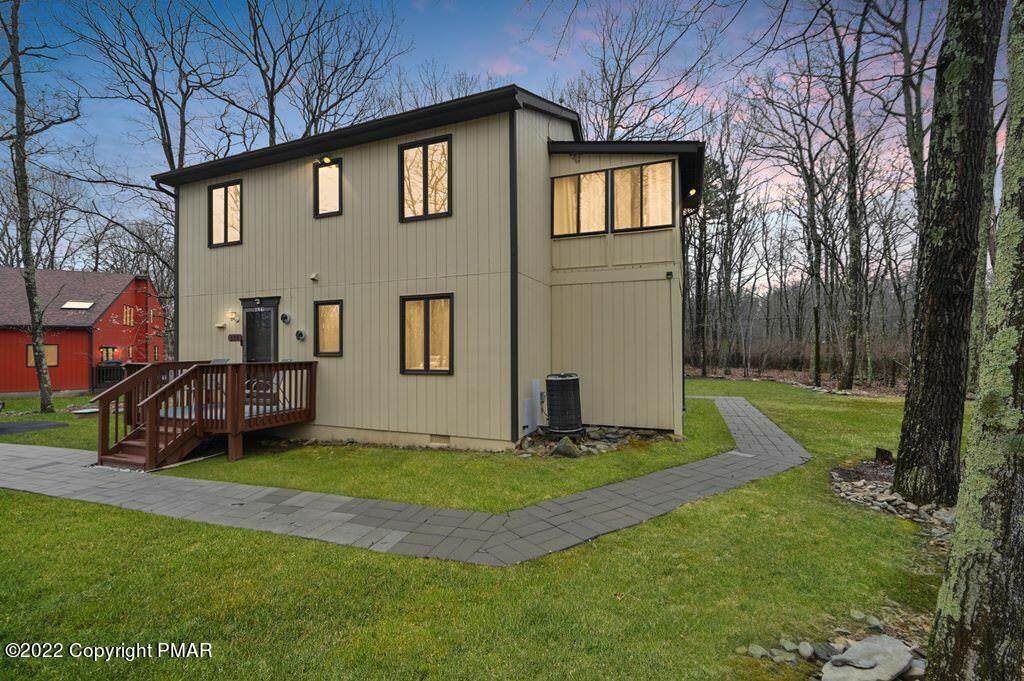 134 Oakenshield Dr - Photo 1